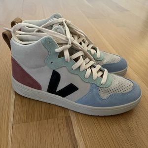 Veja Hightop Sneakers
